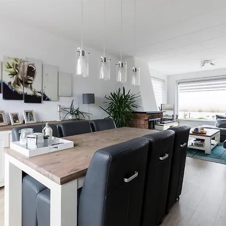 Spacious House Near Amsterdam And Schiphol Holiday home *