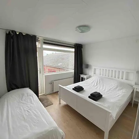 Spacious House Near Amsterdam And Schiphol * Zwanenburg